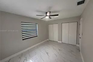919 NE 4th Ct., Hallandale Beach, FL 33009 - Photo 15