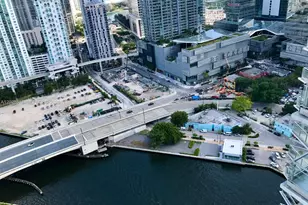 92 SW 3rd St, Miami, FL 33130 - Photo 5