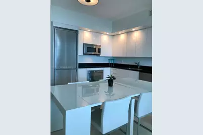 92 SW 3rd St #3712, Miami, FL 33130 - Photo 3