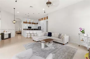 1714 Victoria Pointe Cir, Weston, FL 33327 - Photo 17