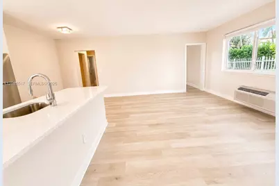 1525 Michigan Ave #1, Miami Beach, FL 33139 - Photo 1