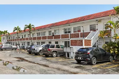 22 SE 3rd Ter #18, Dania Beach, FL 33004 - Photo 19