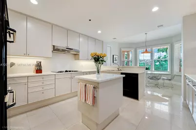 13645 Deering Bay Dr #123, Coral Gables, FL 33158 - Photo 17