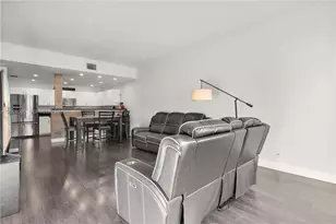 9581 SW 3rd St, Pembroke Pines, FL 33025 - Photo 3