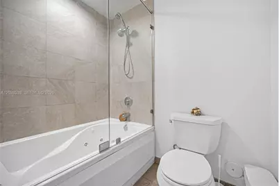 7728 Collins Ave #5, Miami Beach, FL 33141 - Photo 19