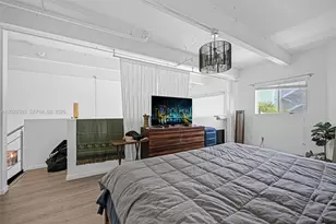 7728 Collins Ave, Miami Beach, FL 33141 - Photo 21