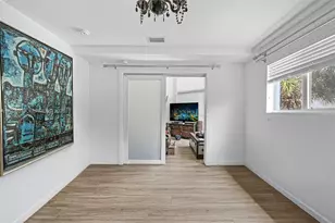 7728 Collins Ave, Miami Beach, FL 33141 - Photo 15