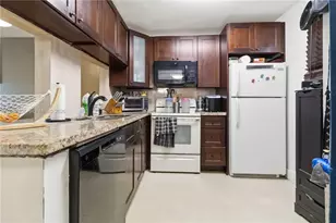 7521 NW 16th St, Plantation, FL 33313 - Photo 5