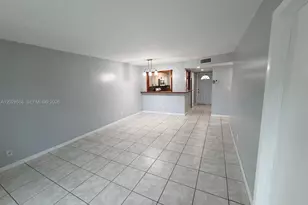 9281 Sunrise Lakes Blvd, Sunrise, FL 33322 - Photo 21
