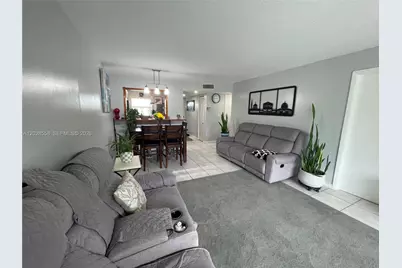 9281 Sunrise Lakes Blvd #209, Sunrise, FL 33322 - Photo 7