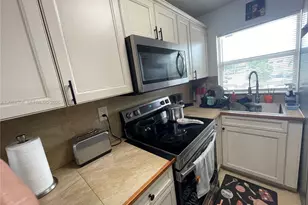 9281 Sunrise Lakes Blvd, Sunrise, FL 33322 - Photo 5