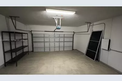 19329 NE 8th Ct, Miami, FL 33179 - Photo 17