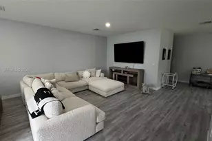 19329 NE 8th Ct, Miami, FL 33179 - Photo 7