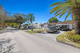 3460 N 46th Ave, Hollywood, FL 33021 - Photo 43