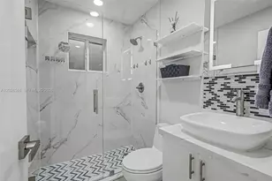 10345 NW 35th Ct, Miami, FL 33147 - Photo 23