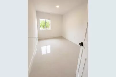 11244 NW 58th Ter, Doral, FL 33178 - Photo 7