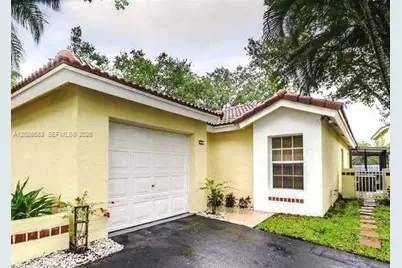 1341 Seagrape Cir, Weston, FL 33326 - Photo 1