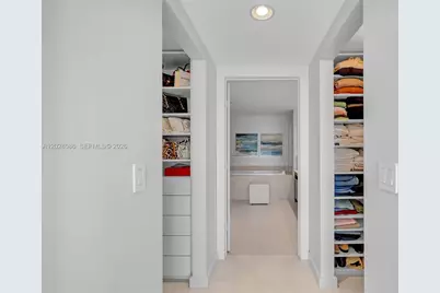 465 Brickell Ave #2703, Miami, FL 33131 - Photo 5