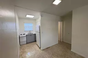 320 W 10th St, Hialeah, FL 33010 - Photo 3