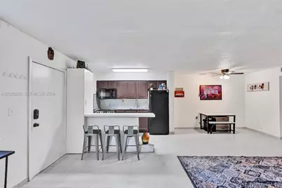 7133 Bay Dr #305, Miami Beach, FL 33141 - Photo 7