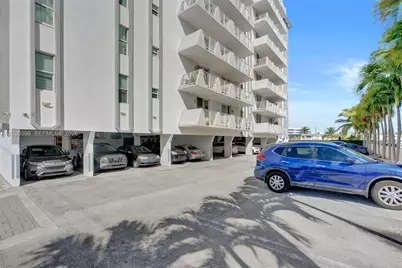 7133 Bay Dr #305, Miami Beach, FL 33141 - Photo 19