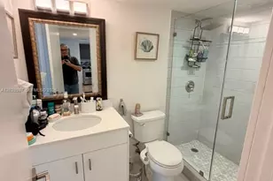 401 Ocean Dr, Miami Beach, FL 33139 - Photo 15