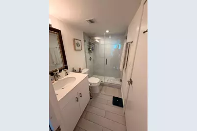 401 Ocean Dr #224, Miami Beach, FL 33139 - Photo 17