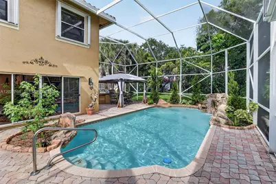 8226 NW 41st St, Coral Springs, FL 33065 - Photo 39