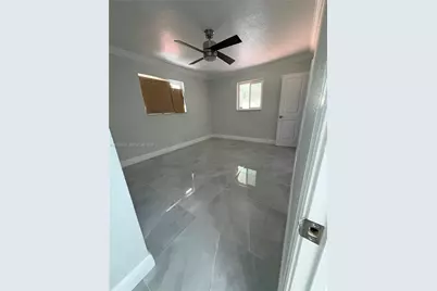 20081 NW 15th Ave, Miami Gardens, FL 33169 - Photo 17
