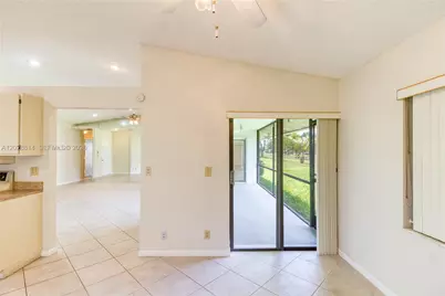 10360 NW 31st Ct, Sunrise, FL 33351 - Photo 17