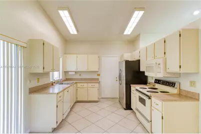 10360 NW 31st Ct, Sunrise, FL 33351 - Photo 21