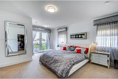 10555 NW 69th Ter, Doral, FL 33178 - Photo 29