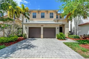 10555 NW 69th Terrace, Doral, FL 33178 - Photo 15