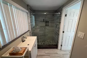 13275 NE 4th Ave, North Miami, FL 33161 - Photo 11