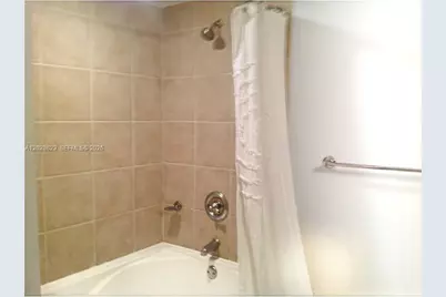 19501 W Country Club Dr #1511, Aventura, FL 33180 - Photo 5