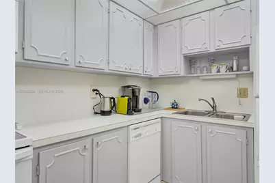 3113 S Ocean Dr #603, Hallandale Beach, FL 33009 - Photo 19