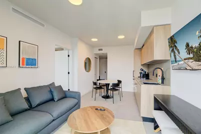 121 NE 5th St #3103, Miami, FL 33132 - Photo 7