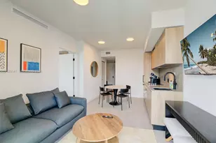 121 NE 5th St, Miami, FL 33132 - Photo 7