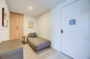 121 NE 5th St, Miami, FL 33132 - Photo 27