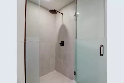 121 NE 5th St #3103, Miami, FL 33132 - Photo 23