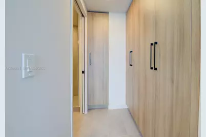 121 NE 5th St #3103, Miami, FL 33132 - Photo 15