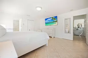 7819 NW 166th Terrace, Miami Lakes, FL 33016 - Photo 17