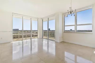 19501 W Country Club Dr #1009, Aventura, FL 33180 - Photo 1