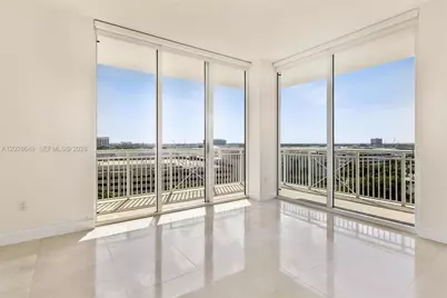 19501 W Country Club Dr #1009, Aventura, FL 33180 - Photo 3