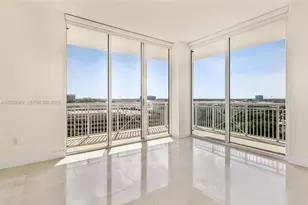 19501 W Country Club Dr, Aventura, FL 33180 - Photo 3