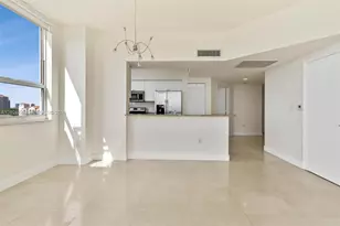 19501 W Country Club Dr, Aventura, FL 33180 - Photo 7