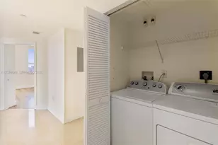 19501 W Country Club Dr, Aventura, FL 33180 - Photo 17