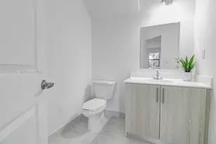 15540 SW 136th St, Miami, FL 33196 - Photo 9