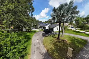 13324 SW 106th Ave, Miami, FL 33176 - Photo 3
