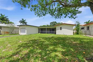 2210 N 52nd Ave, Hollywood, FL 33021 - Photo 9
